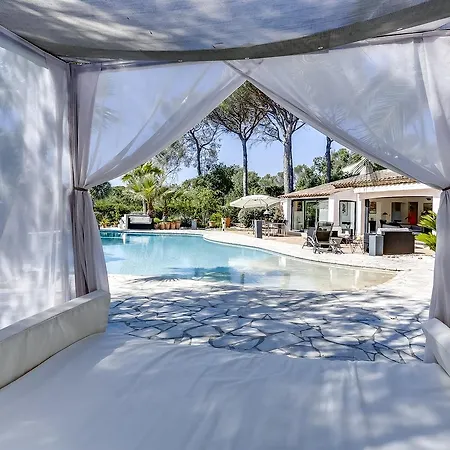 펜션 Elegant With A Pool *